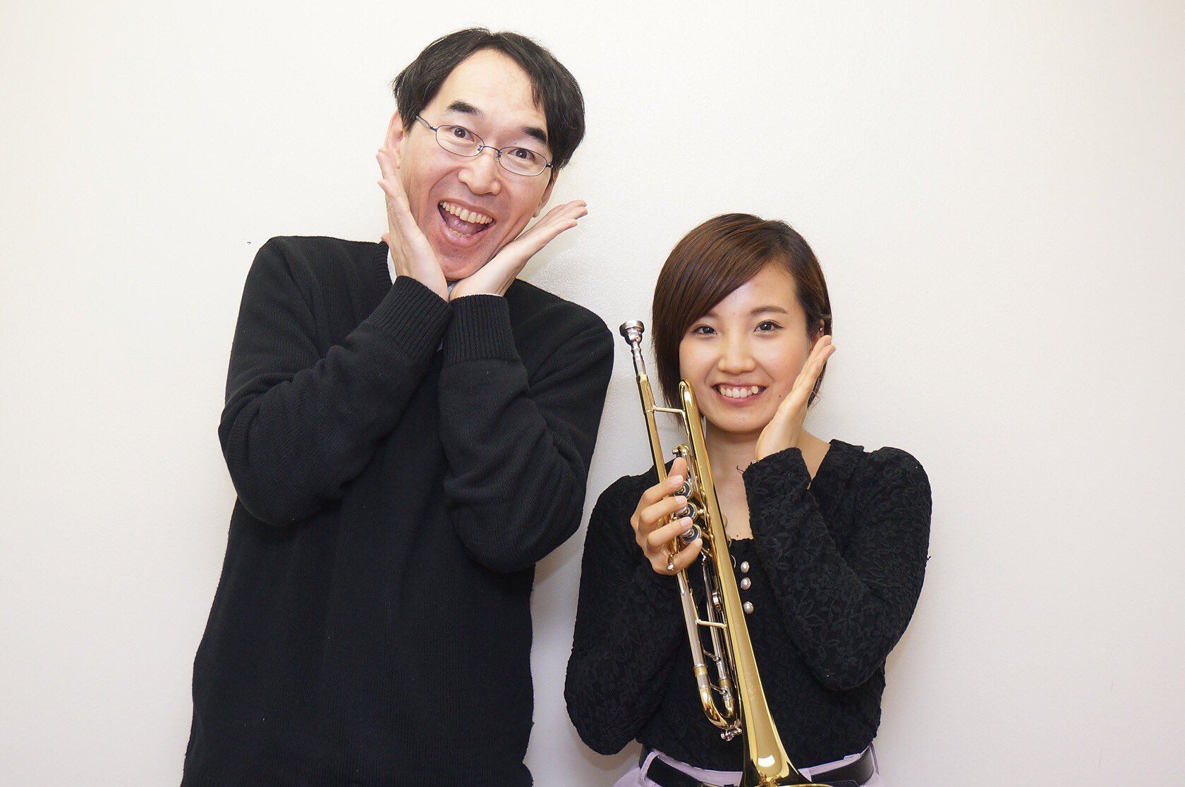 吹奏楽作家 オザワ部長 公式 4 19にキングレコードから ゴールド金賞 全日本吹奏楽 コンクール人気自由曲ベスト というcdがリリースされます そのブックレット用に 東海大学付属高輪台高校の畠田貴生先生と 元精華女子高校の広田あやかさんに 吹奏楽作家 オザワ部長 公式 4 19にキングレコードから ゴールド金賞 全日本吹奏楽 コンクール人気自由曲ベスト というcdがリリースされます そのブックレット用に 東海大学付属高輪台高校の畠田貴生先生と 元精華女子高校の広田あやかさんに