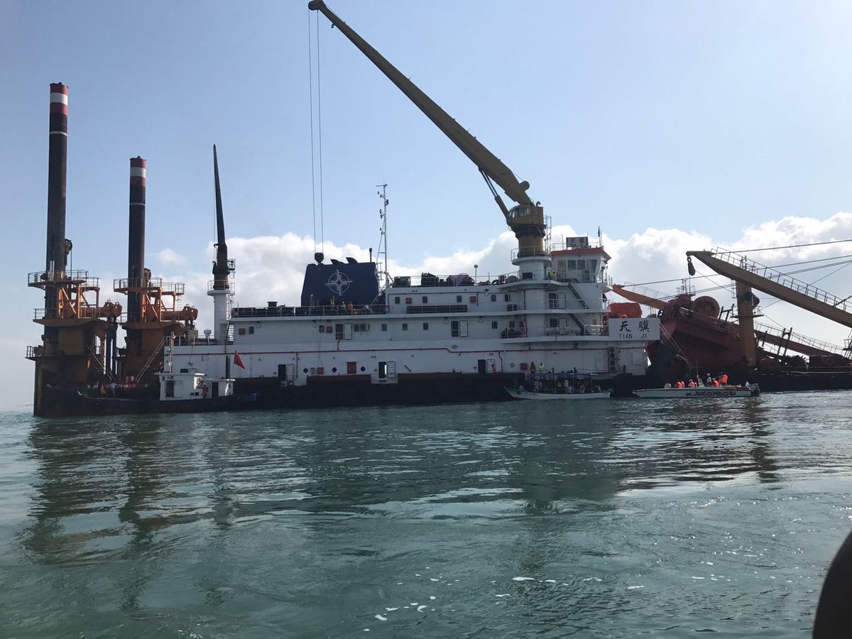 TransportKE's tweet photo. Transport PS @wnyakera jointly with @lapsset board &amp; Mgnt took a Parliamentary Transport committ. to Lamu Port~20%+ of site work is complete https://t.co/2giWwrEtKs