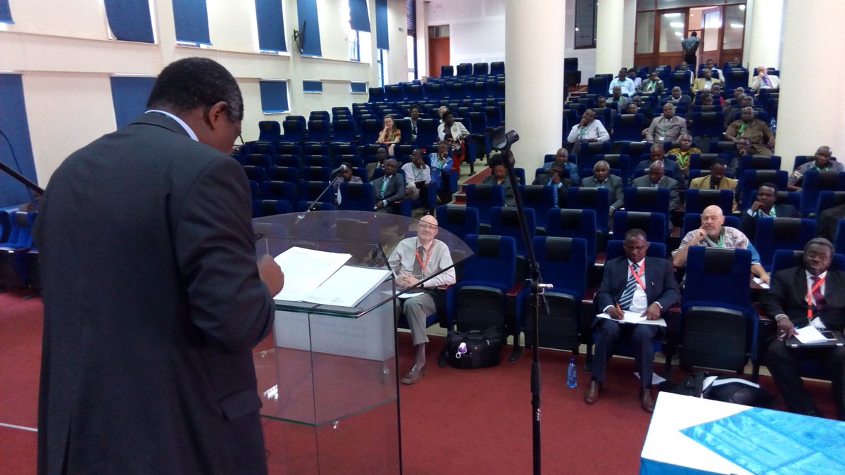 CanonKaranja's tweet photo. Delivering a talk @DaystarUni #GovernanceFromTheologicalPerspective https://t.co/XwxoMgsLU1