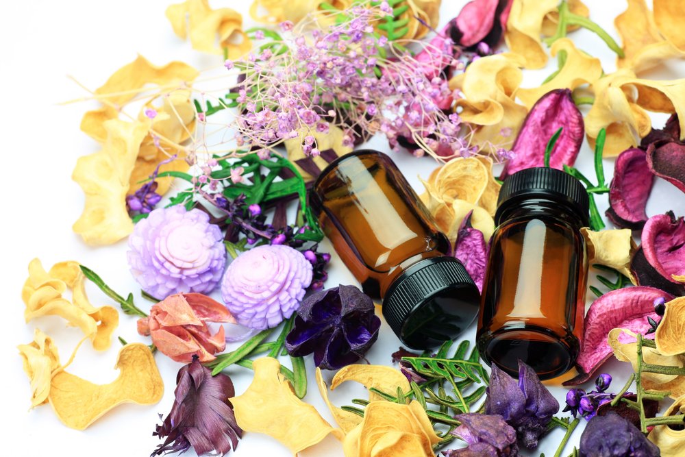 CalmerSolutions's tweet image. Need to freshen your room, take 1 jar with lid poke holes in it, 1 cotton wall ball add chosen scent put in jar &amp;amp; place in room,