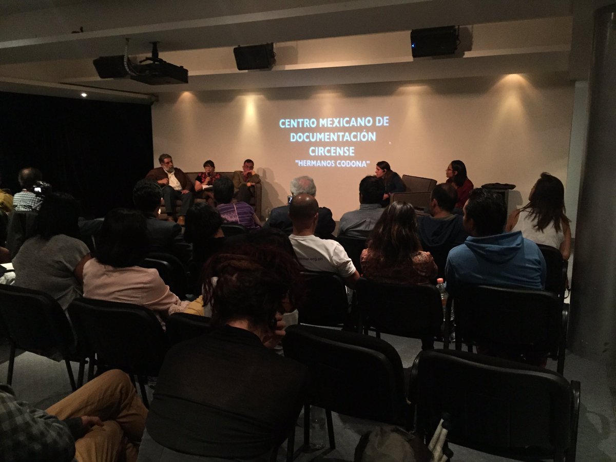 EventosGandhi's tweet photo. Agradecemos a todos los que nos acompañaron en la presentación de la revista Dokucirco. https://t.co/1JYBj6le4d