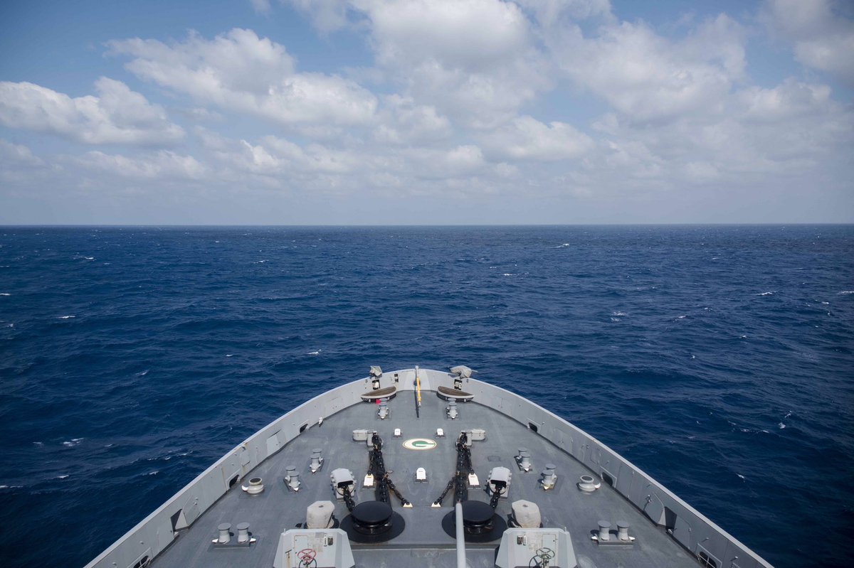 EXSTRKGRU7's tweet photo. #USSGreenBay is steady as she goes in the South China Sea. #ForwardReady https://t.co/w4V83J134U