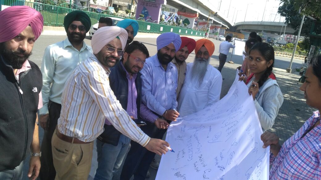 Dr.Ravjot Singh tweet media