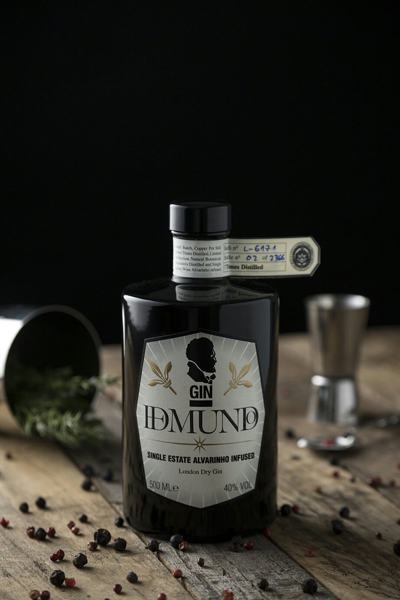 Os esperamos mañana sábado 4 y domingo 5 en #Barcelona!! goo.gl/lPeXPv #alvarinho #simplementevinhoBcn