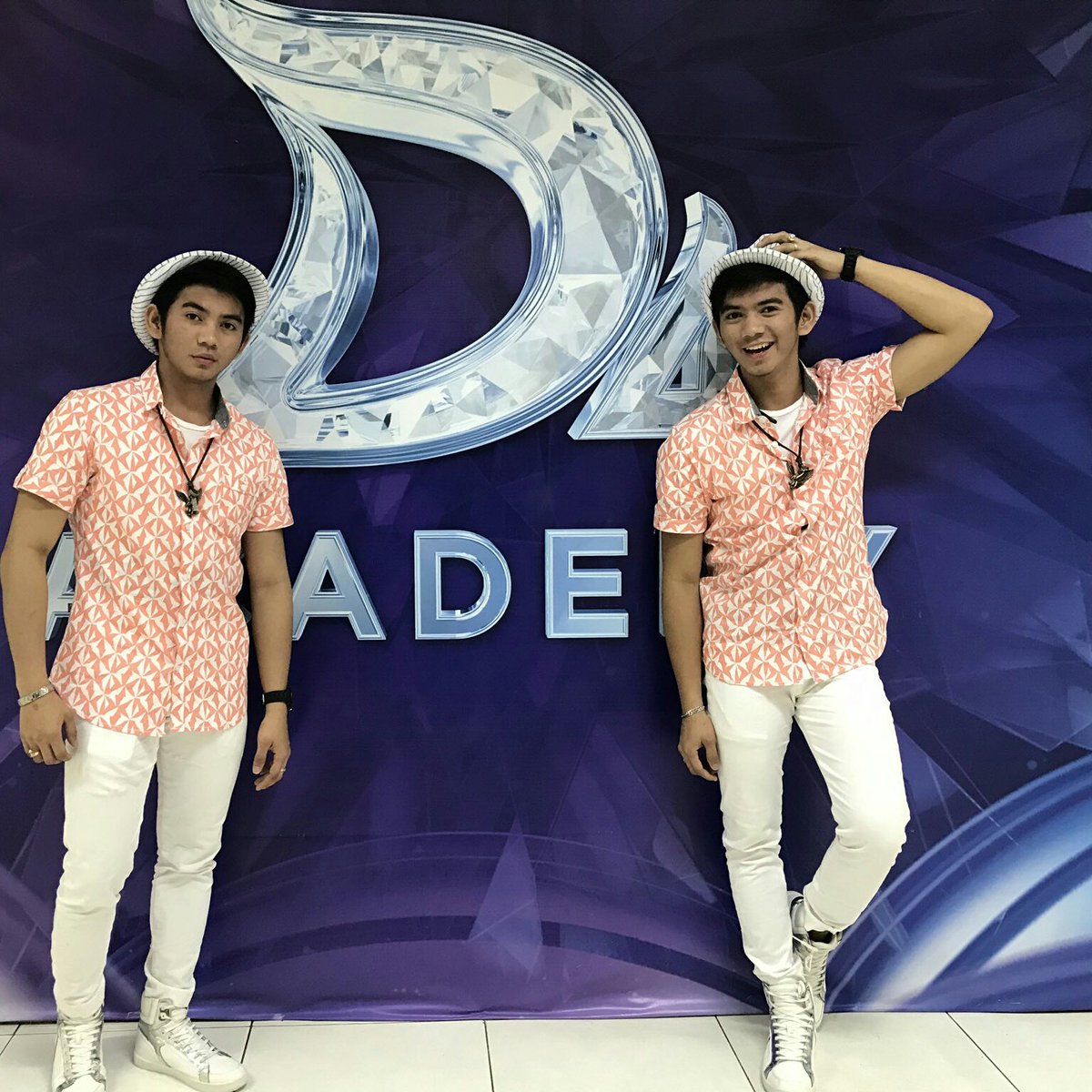 medan_2r's tweet photo. #FotoProfilBaru https://t.co/Dr11ybNYGo