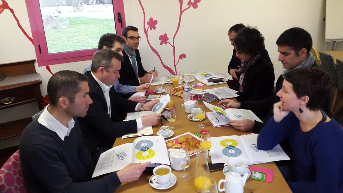 _Atlansun_'s tweet photo. Petit - déjeuner Atlansun en @loireatlantique échanges autour des offres de service #inddigo https://t.co/WSFcZY46wV