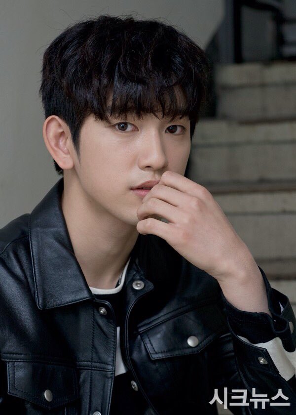 JandJ_Thailand's tweet image. [PIC] 170303 #GOT7 #Jinyoung #눈발 #진영 Interview 
chicnewsm.mk.co.kr/article.php?ai…