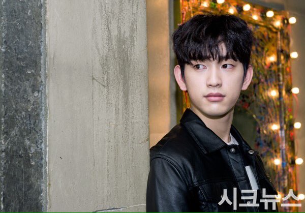 JandJ_Thailand's tweet image. [PIC] 170303 #GOT7 #Jinyoung #눈발 #진영 Interview 
chicnewsm.mk.co.kr/article.php?ai…