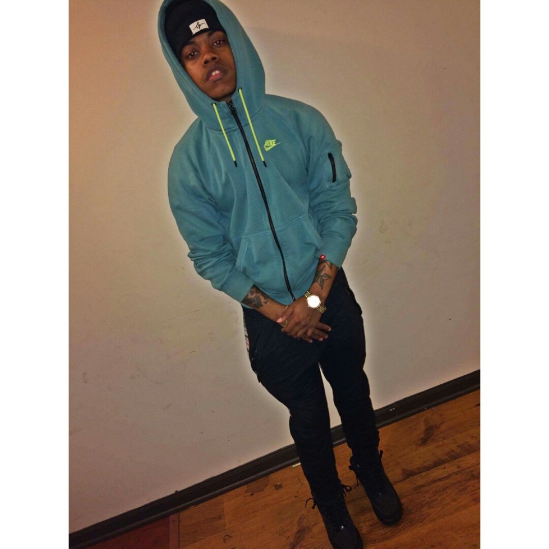 NlCYANK's tweet photo. JUST A NO L💔VE NIGGA 😍💦 https://t.co/c2uMMaCLCI