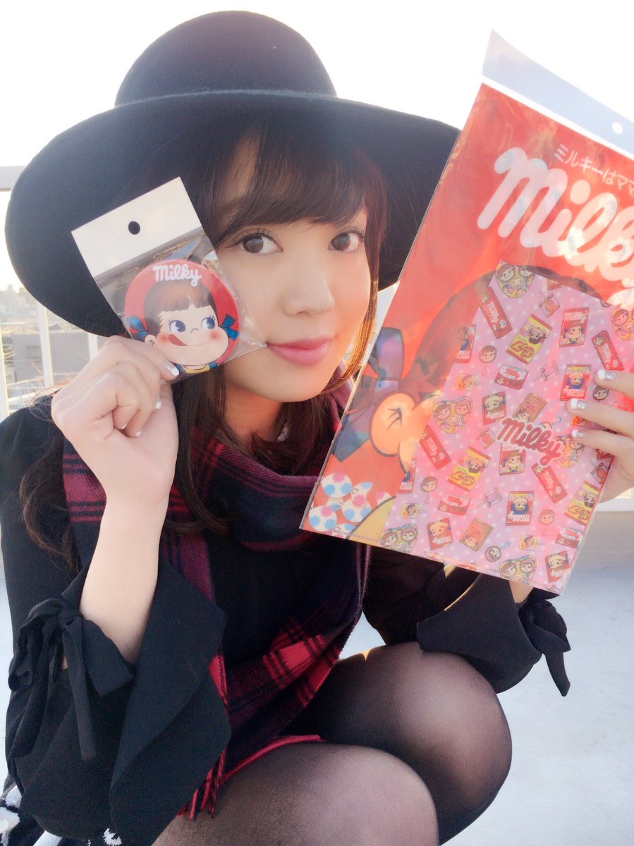 成田 梨紗 Twitterissa いにゃが教えてくれたペコちゃんグッズが売ってるサンキューマートの郡山店 福島のファンの方がわざわざ行ってくれたみたいでいただきました わたしも東京のサンキューマートに行ったけどぺこグッズはなくて でもリカちゃん発見した うれぴよ