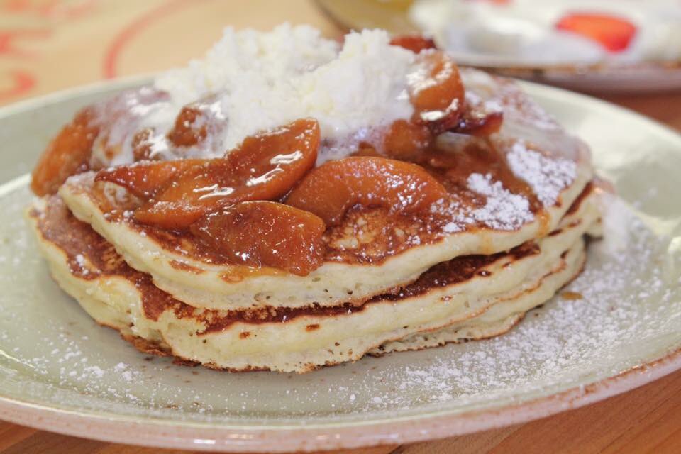 FoodieChatLV's tweet photo. We need #peachpancakes in our life by @KitchentableLV & #COMINGSOON @KitchentableSQ #Gramercy. #ChefJavier #Best #Brunch #Henderson #foodies https://t.co/xvy8bXwV2O