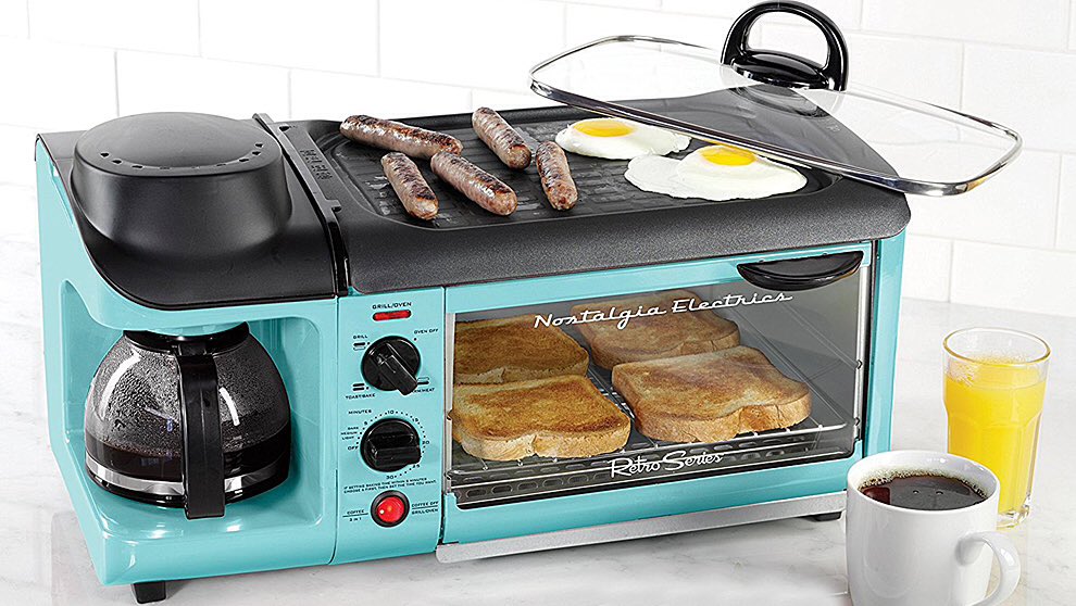 lossalaos2015's tweet photo. #NostalgiaElectrics quiere que no llenes la encimera de trastos para preparar un buen #desayuno https://t.co/xa0eBYRxI2 https://t.co/y0z138pd5P