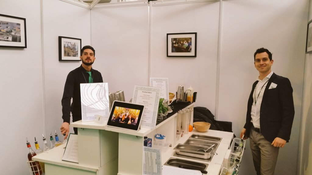 Barz8events's tweet photo. Come and see us at stand c14e @olympia_london #EPS17 #cocktailmaking #teambuilduing https://t.co/YueePO05WE