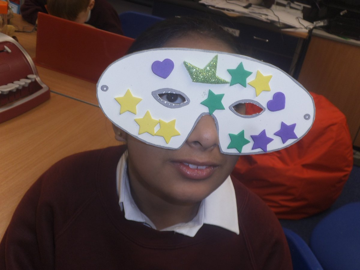 year6_ps's tweet photo. Our fantastic Mardi Gras masks!#french #mardigras https://t.co/mlR8Yz8YV0