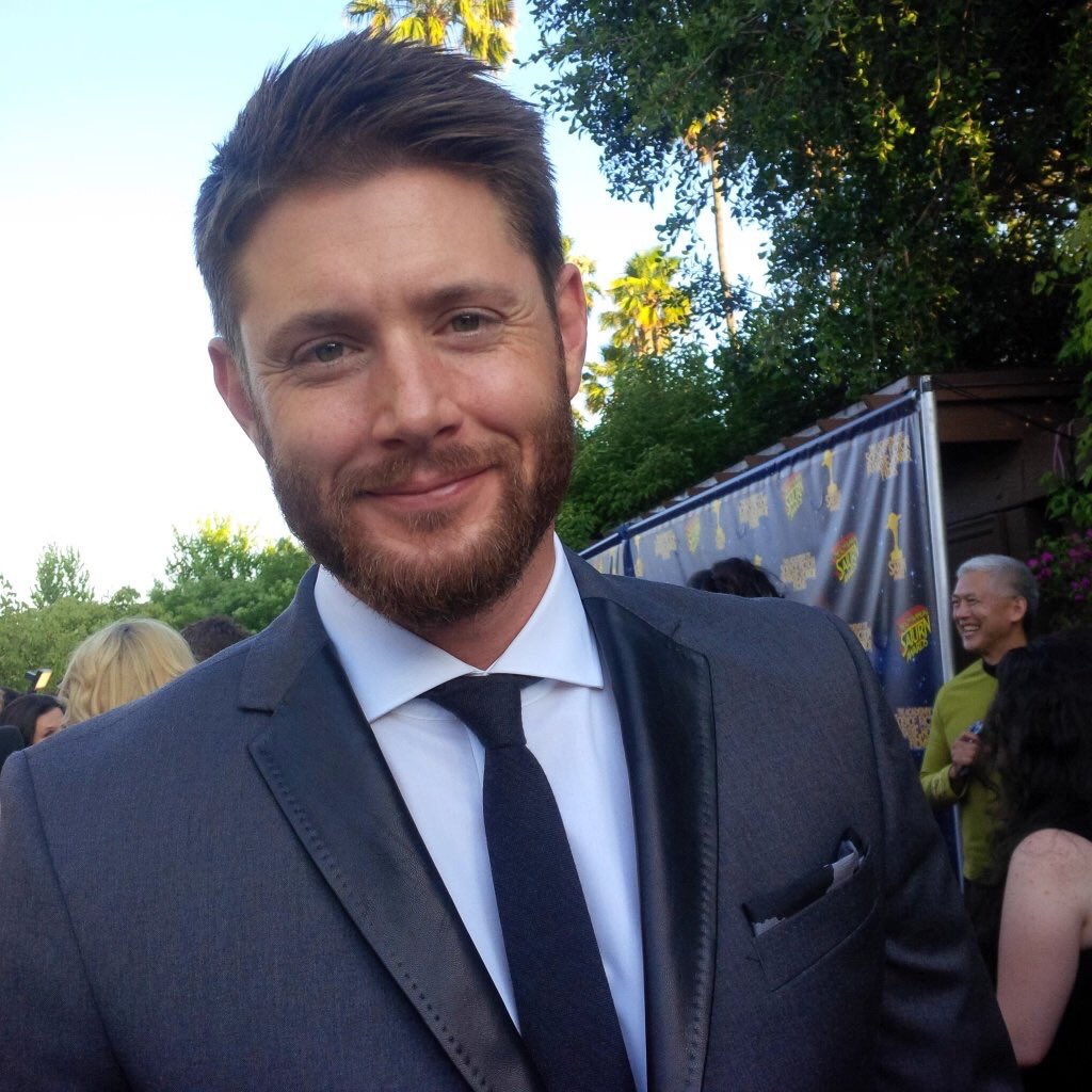 bingheights's tweet image. Com 39 anos Jensen é mais bonito aue muito novinho de 18 #HappyBdayJensenAckles