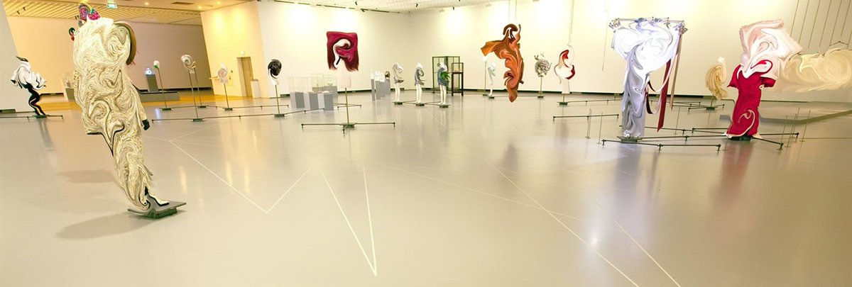 Our NEWLIFE Overvinyl resin system can be laid over existing worn vinyl floors. Quick Refurbishments, #resinflooringhttp://ow.ly/87Pq309s0OX