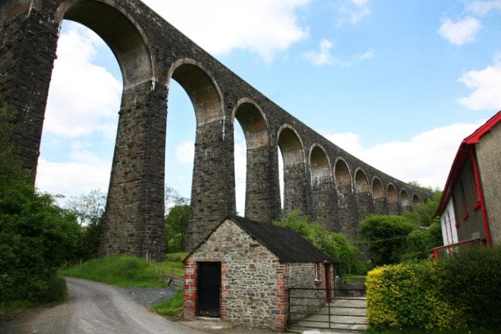 TelegraphTravel's tweet image. Happy #StDavidsDay! Here are 24 reasons why a trip to Wales is better than a holiday in the Med telegraph.co.uk/travel/destina…