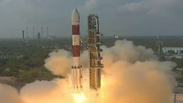 mathrubhumi's tweet image. ഇന്ത്യ 104 ഉപഗ്രഹങ്ങള്‍ ഒറ്റയടിക്ക് വിക്ഷേപിച്ചത് ഞെട്ടിച്ചുവെന്ന് യു.എസ് mathrubhumi.com/news/india/ind… #PSLVC37