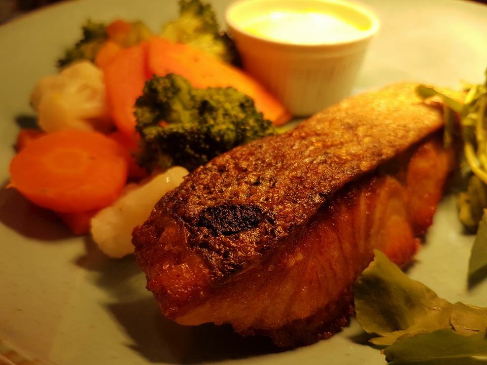 PutneyCanteen's tweet photo. Not just #alldaybrunch Wednesday is #neighboursnight 50% off your bill with valid card ! #putneycanteen #fulham #sw15 #putneyodeon #putney https://t.co/e3RpIfRGF6
