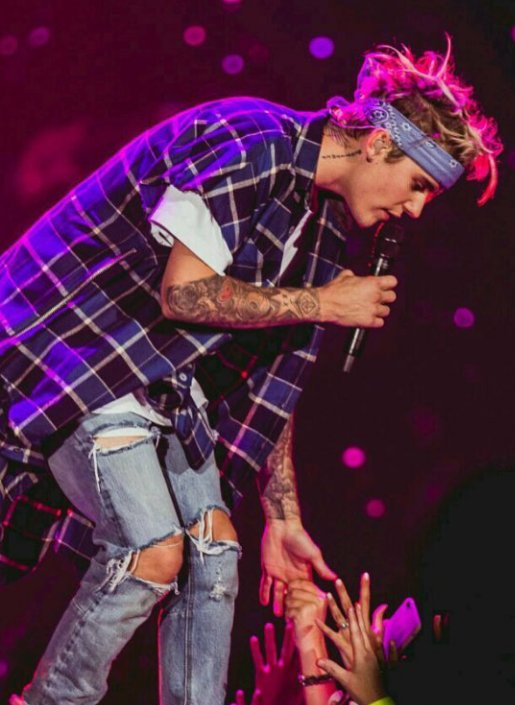 ShotsArmyIndia's tweet photo. Happy birthday bae @justinbieber #JB23 #HappyBirthdayJustinBieber https://t.co/LjvfjtTLdY