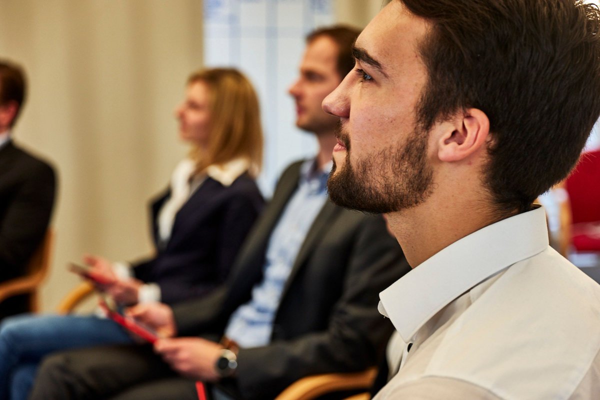 SixStepsApp's tweet photo. Free Webinar "Online-Workshops effektiv moderieren mit SixSteps®": https://t.co/8O3mmwT9qN #webinar #online #meeting #workshop #moderation https://t.co/bwiZcvh1gQ