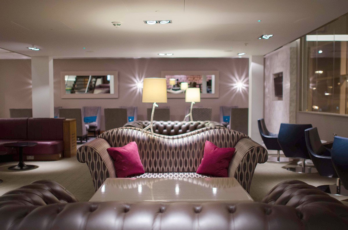 Great way to start my journey to Andorra <a href="/No1Lounges/">No1 Lounges</a> @bhx_officialairport – would love to have glass of complimentary wine but need to work!