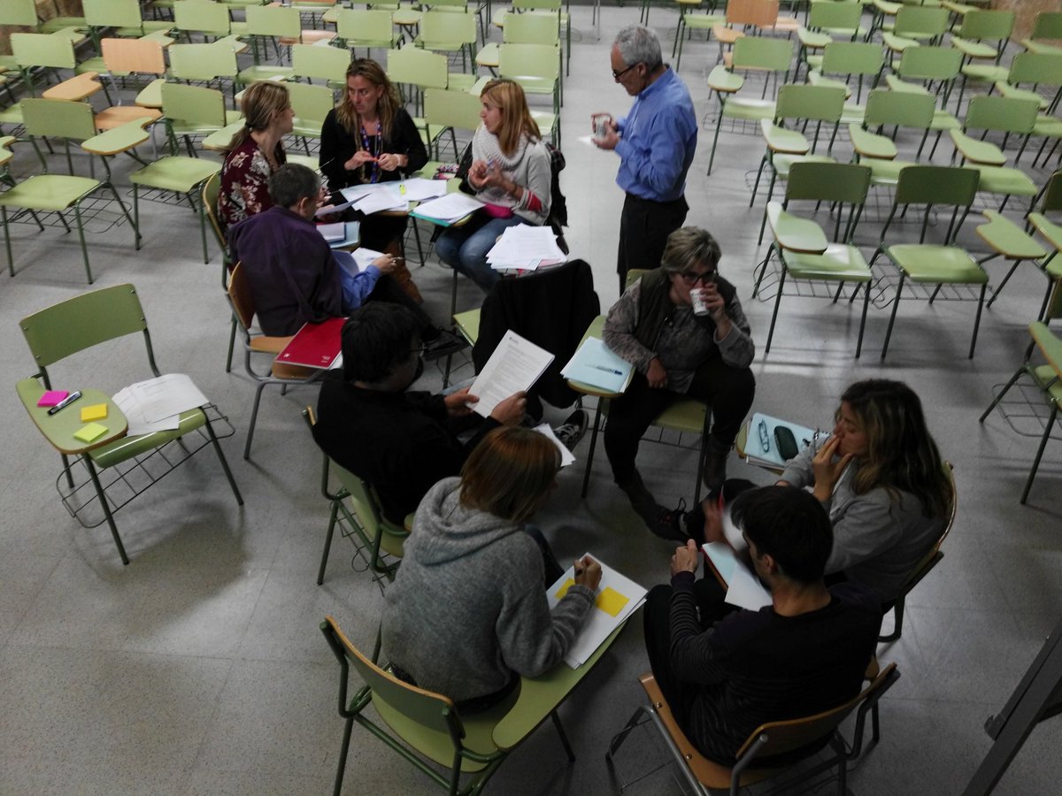 Sessió de debat amb el professorat #Ara és demà #INSGallecs