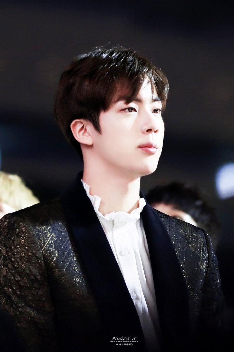 Anodynia_Jin's tweet photo. 161119 멜론뮤직어워드 MMA 
분위기 쩔진
#김석진 #진 #JIN #BTS #방탄소년단 @BTS_twt https://t.co/p55AOA72vg