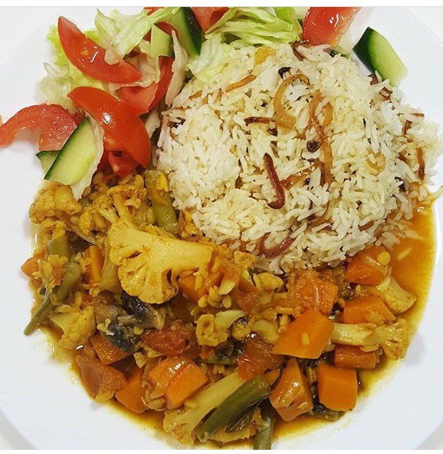 afromunch's tweet image. Credit to @london_afro_vegan. #afromunch #african #caribbean  #africanvegan #africanfood #foodstartup #foodstagram