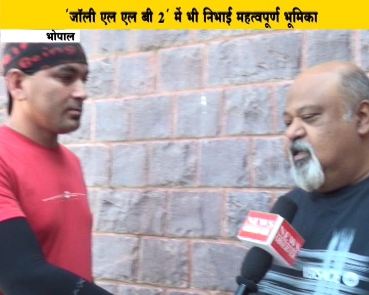 Deepsingh_page3's tweet photo. #Actor #Saurabh_Shukla #Interview #Page3Life #Page3Reporter #BollywoodDairies #NewsObserver #Hathaway217 #Digicable221 #SrCable217 https://t.co/SyxJblnEly
