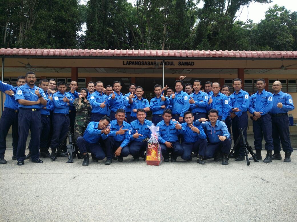 sksitiawan1's tweet photo. Hari Menembak SKS #latihanKemahiran #wargaSKS #NavyReadiness https://t.co/ecLZ0NVVDL