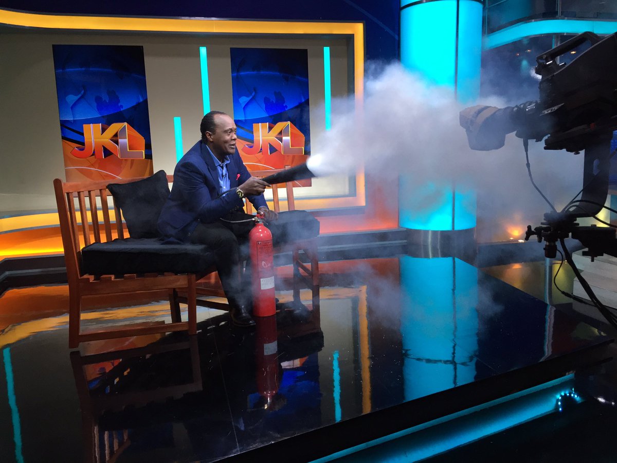 KoinangeJeff's tweet photo. LIVE on #CitizenExtra with @OfficialJMbugua!!! Oh MY!!

@citizentvkenya @xtiandela

See you TONIGHT!! #JeffKoinangeLIVE https://t.co/tHtVdv78V6