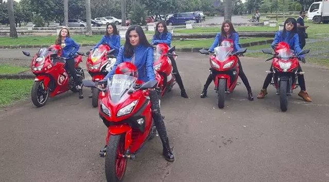 SCTV's tweet photo. #AnakLangit Tambah Seru dengan Hadirnya Geng Motor Cewek. Gimana menurutmu? #SayaDiSCTV
https://t.co/pFKK5wGdLS via @bintangcomID https://t.co/QfE2txDbnn