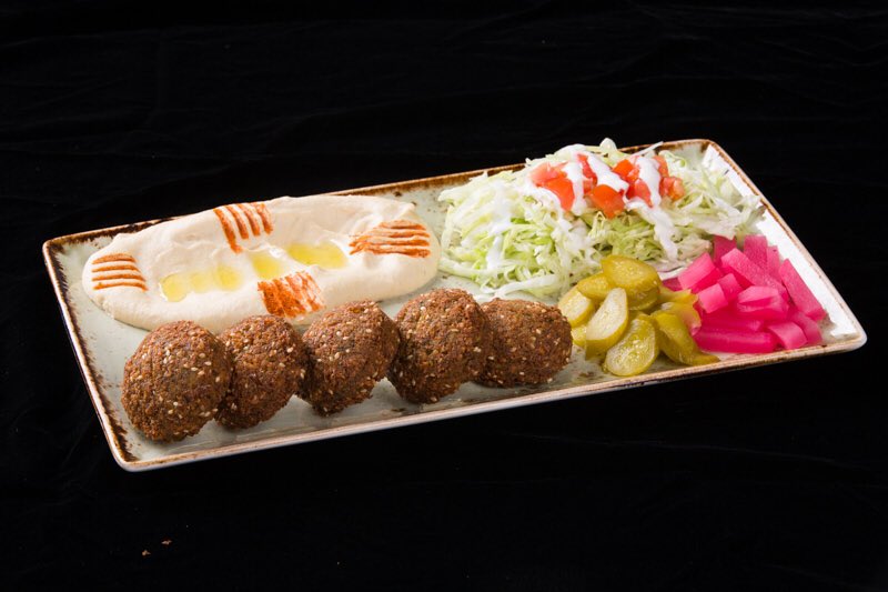 ShawarmaHouseAE's tweet photo. #دبي #شوارما #مشاوي #مطاعم 
#dubai  #dubailife  #shawarma #grills https://t.co/Gy6I6Bl4ax