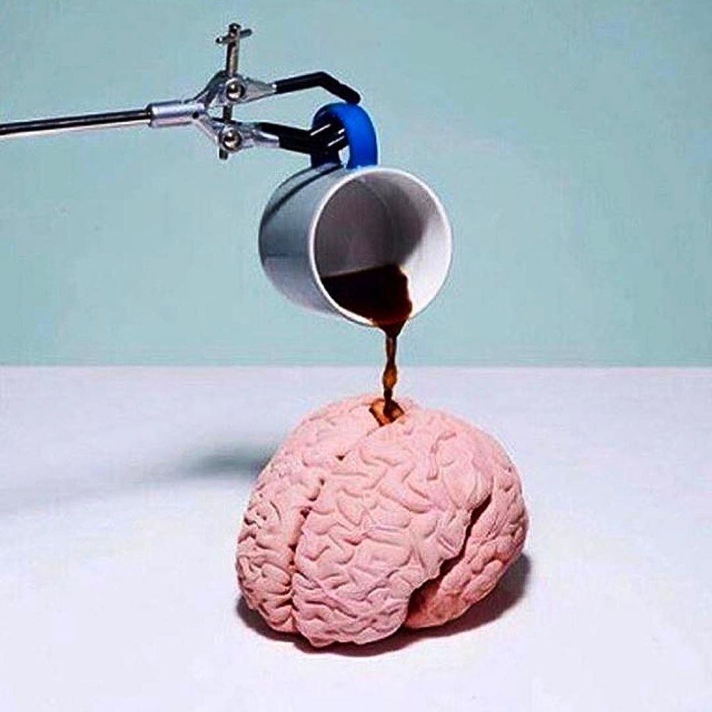 Dobre rano, jste na tom stejne jako my? #justalittledose #coffeaddict #goodmorning ift.tt/2lS4yuC