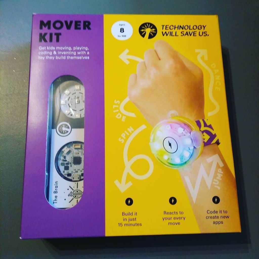 bookofthefuture's tweet photo. Review for the kids to write for @the_loadout from @techwillsaveus https://t.co/DXm6ed42Bv https://t.co/5Cyqt1H8Sx