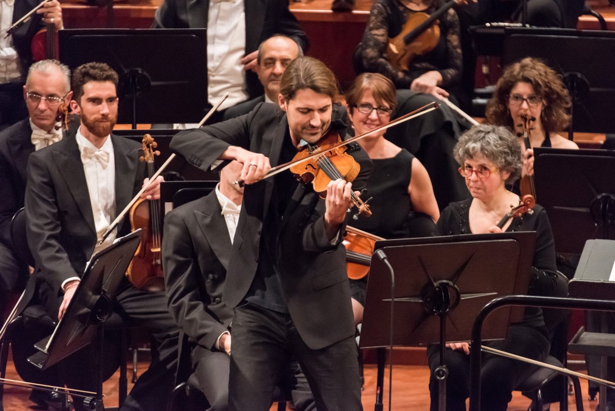 OrchestraRai's tweet photo. Altre immagini dallo strepitoso concerto di #carnevale con @david_garrett e @ryanmcadams_ all'Auditorium RAI Toscanini di #Torino https://t.co/jr4egscla7