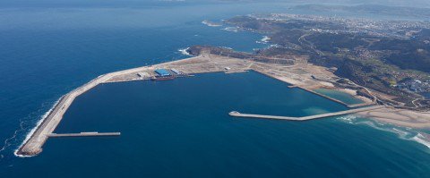 Deep Water Oil Transhipment Hub solicita una parcela de más de 45.000 m² en <a href="/puertoCoruna/">info Puerto Coruña</a> shar.es/1UXP9Z #puertos #cadesum