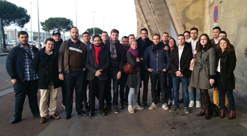 Rnational44's tweet photo. ► COMMUNIQUÉ
https://t.co/IzOz4ai1VF Samedi dernier, le #FNJ44 a visité les chantiers navals de Saint-Nazaire, fleuron #industriel français. https://t.co/tPmeZLgFnj