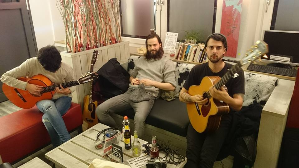 W I R S I N D W A L D live #backstage gestern im schönen #Münster Es war uns eine Ehre und das Mitsingen bei #meersehen war #Gänsehaut