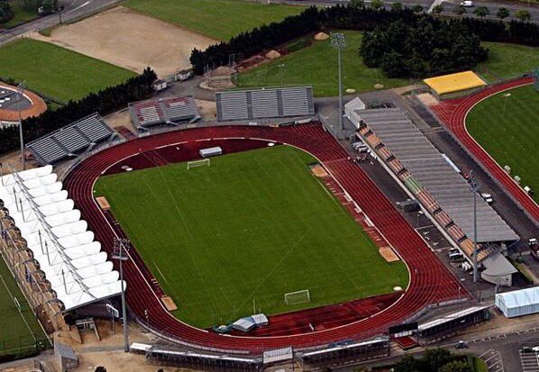 [#CNFCPSG] 🏆CDF - Paris a joué au Vélodrome dimanche, évoluera au Parc samedi et au Nou Camp le mercredi d'après. En attendant...
😅🏟🔵⚪️⚽️