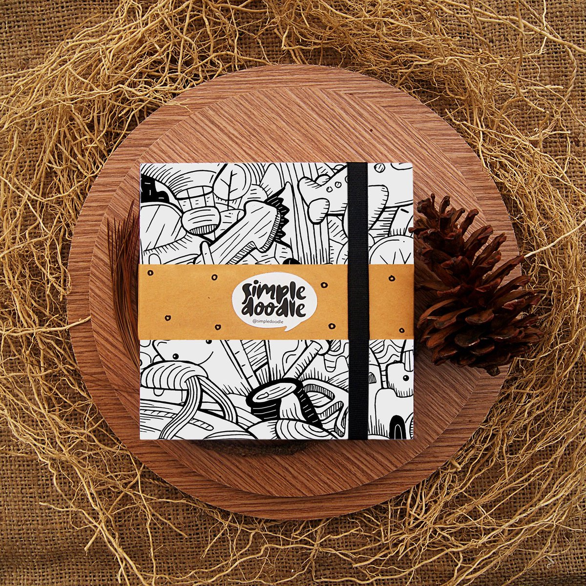 simple_doodle's tweet photo. 》ＮＥＷ  ＰＲＯＤＵＣＴ《
.
by SIMPLE DOODLE
- Creative Land -
.
Handmade Square Notebook 📕
🚞 TRAVELLING
.
ʟɪᴍɪᴛᴇᴅ ᴇᴅɪᴛɪᴏɴ
.
#SimpleDoodle #handmedz https://t.co/BJJm4pWG17