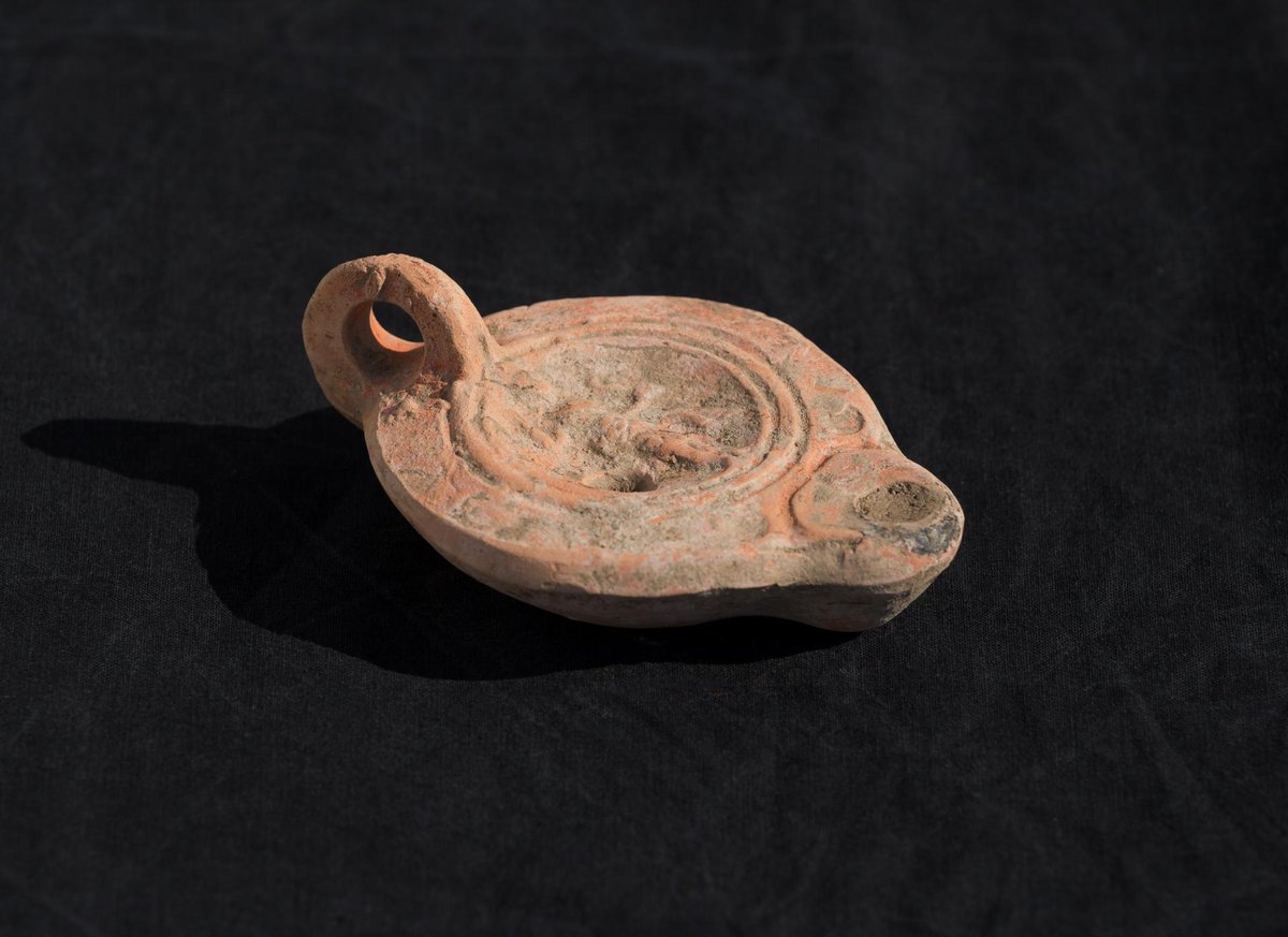 Inrap's tweet photo. [Vidéo] #Corse : du culte de #Mithra aux premiers chrétiens #archéo #archéologie https://t.co/oQX9ftqGON https://t.co/lqyGrGu8ql