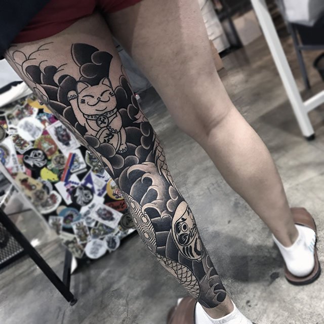 바지는 긴바지
타투도 긴바지
바지바지 긴바지
피곤해서 정신이 멍하다 
#타투 #합정타투 #타투보노 #이레즈미