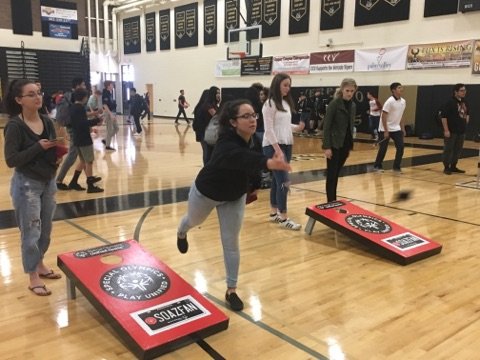 Day 1 of #SpreadTheWordToEndTheWord was a success we can't wait to see what Day 2 brings! Thanks to <a href="/SOArizona/">Special Olympics Arizona #WeAreSOAZ</a> for coming out! #OneVerrado™