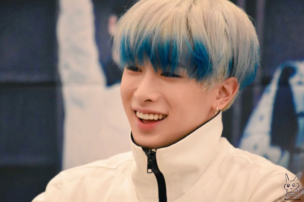 mooonbebe's tweet photo. 생일 축하해 .
#0301원호데이  #WONRABBITDAY
#HAPPYWONHODAY #원호 #WONHO #MONSTA_X #몬스타엑스 @OfficialMonstaX https://t.co/aIxpNymE1L