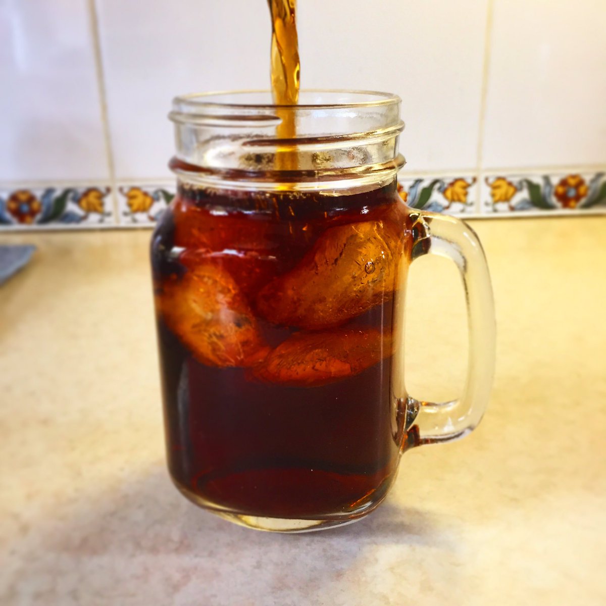 Baristapher's tweet photo. Love some refreshing cold brew #coffee #coldbrew #coldcoffee https://t.co/e9JU8VdRMY