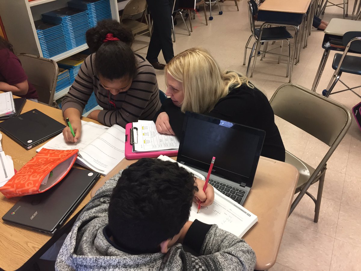 j_santossilva's tweet photo. Ss and @amyburns777_amy work on math collaboratively in @paulapinto744's class @Calcutt_MS @EDDA31372 @HighlanderInst https://t.co/O1lHeXHQbW