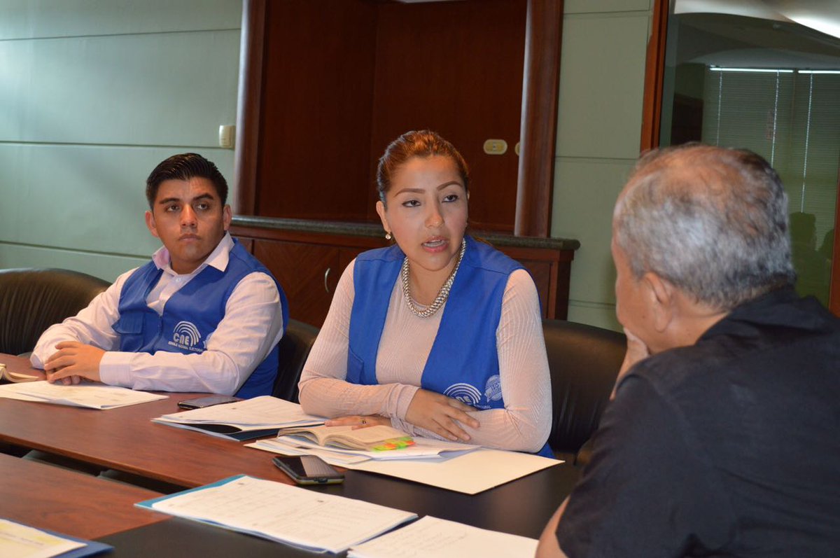 CNE_ElOro's tweet image. @jhobby1986 resalta que la función electoral siempre hará respetar la decisión popular en las urnas. #CNETrabajoYCompromiso