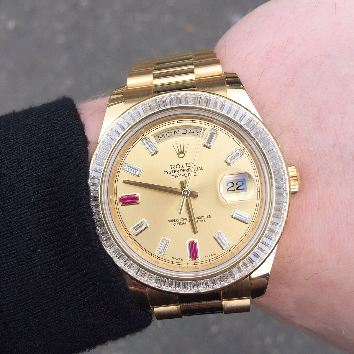 LuxeWatches's tweet photo. Rolex Day-Date 2 Yellow Gold with Factory Baguette Diamond Bezel with Ruby and Diamond Hour Markers 💎😍🔥#rolex #yellowgold #daydate2 https://t.co/PpZ3ygdEUK